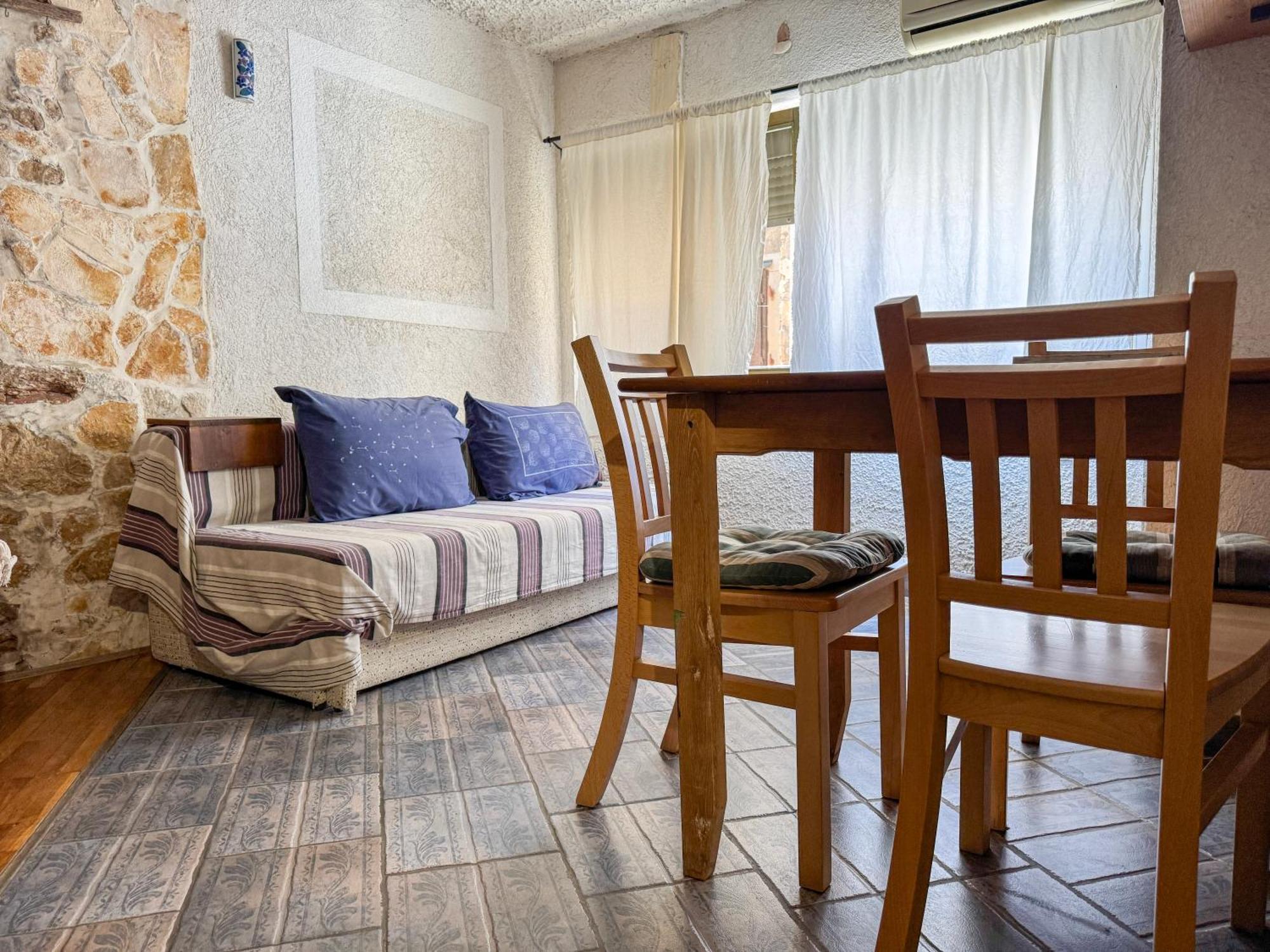 Apartments Voltera Parking Space Near The House Betina  Exterior foto